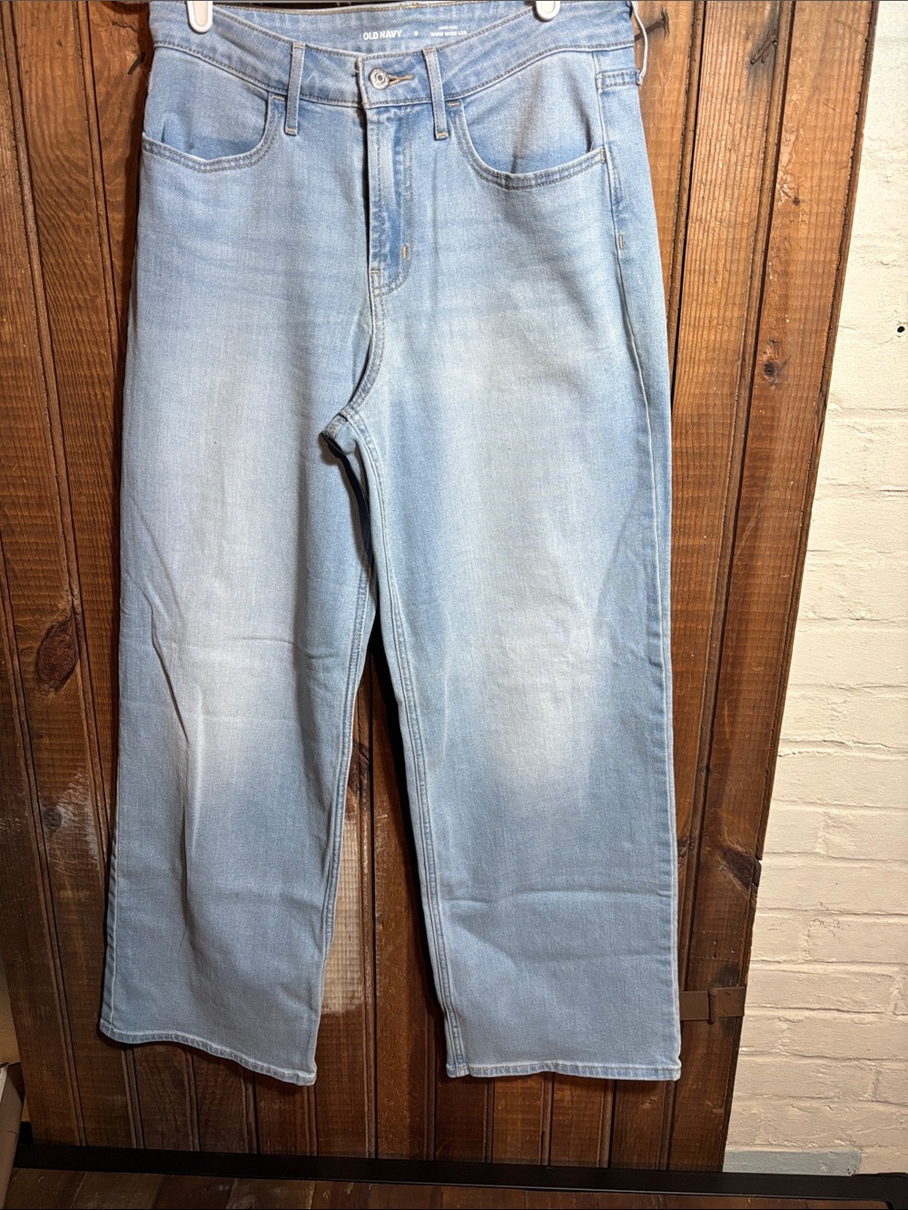Old Navy Light Wash Wow Wide Leg Fit Women’s Jeans